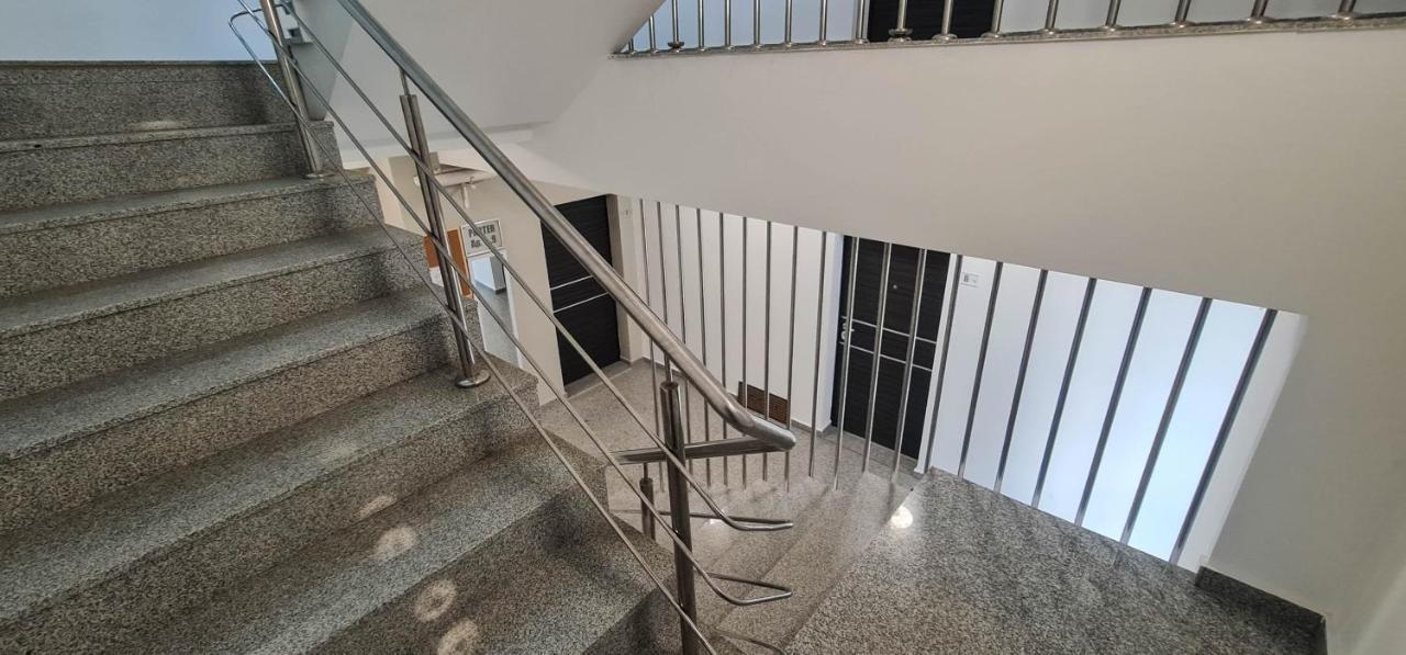 Luiza Apartament - Bavaro Residence - Mamaia Nord Нэводари Экстерьер фото