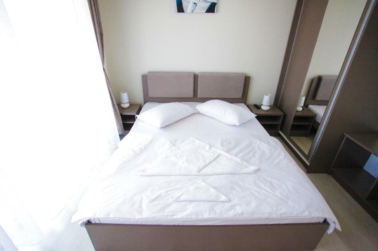 Luiza Apartament - Bavaro Residence - Mamaia Nord Нэводари Экстерьер фото